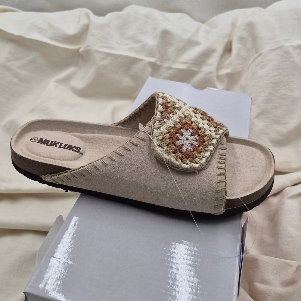 NEW MUK LUKS suede upper Gigi Crochet Slide Sandals Womens size 6 - Picture 1 of 6